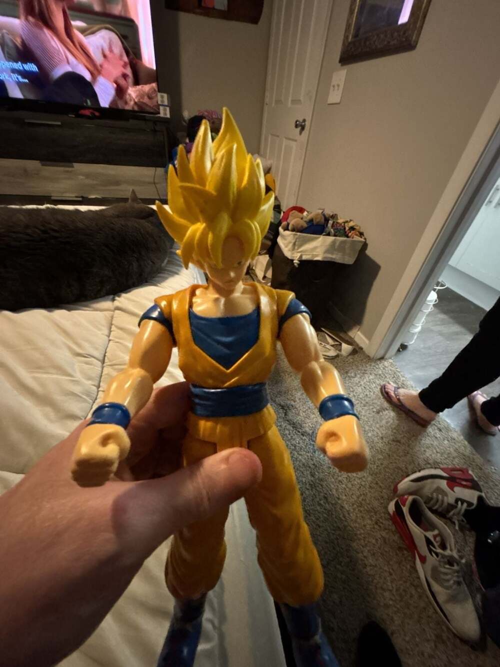 Dragon Ball Z Super Saiyan Goku 12-Inch Action Figure